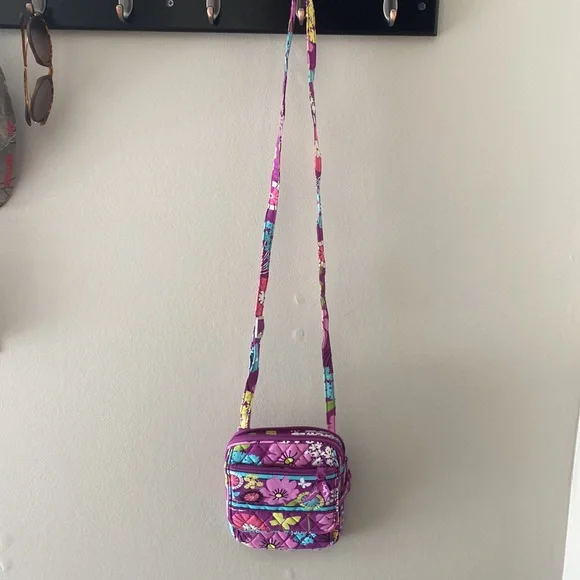 Vera Bradley Cross body bag - Picture 4 of 8